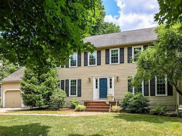 412 Main St, Medfield, MA 02052