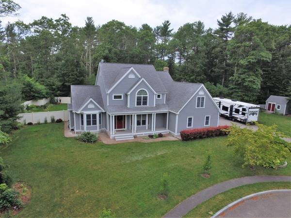 12 Kings Grove Ln, Kingston, MA 02364