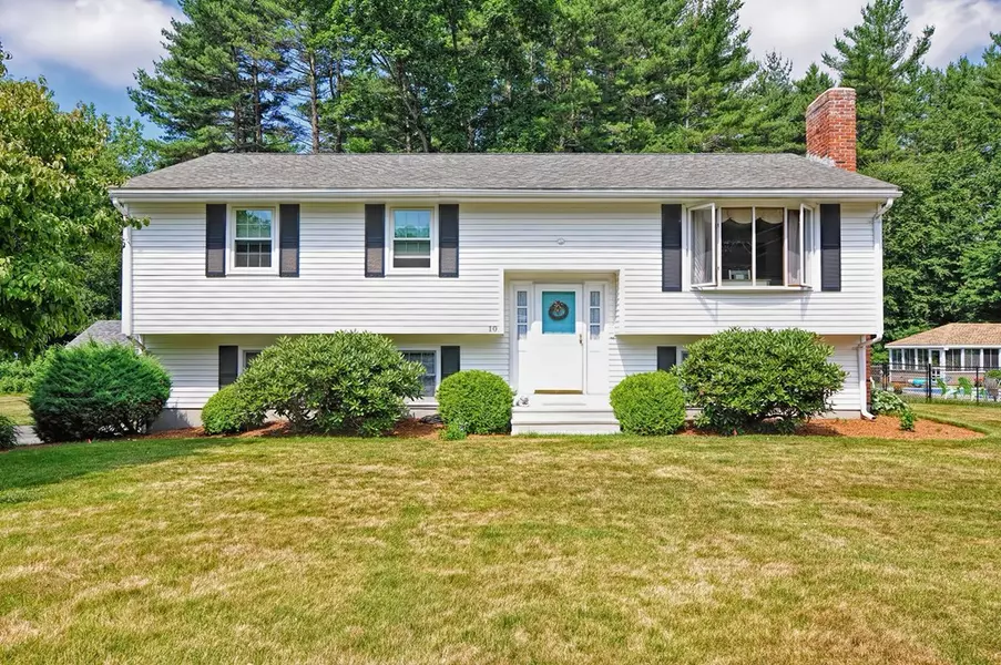 10 Barbara Jean St, Grafton, MA 01519