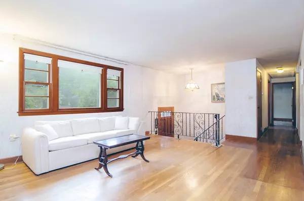 Weymouth, MA 02190,14 Fargo Road