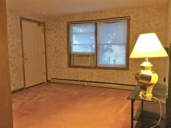 Medford, MA 02155,5 Washington St #12