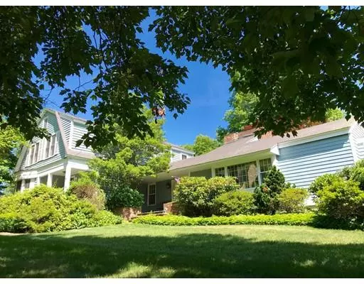 9 Hillside Road, Montague, MA 01351