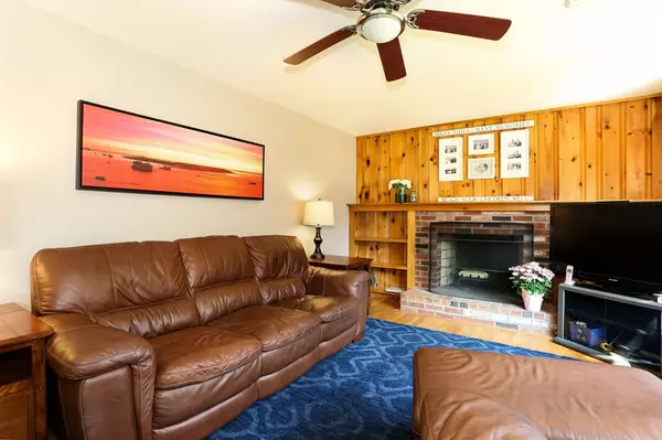 Yarmouth, MA 02664,49 Christmas Way