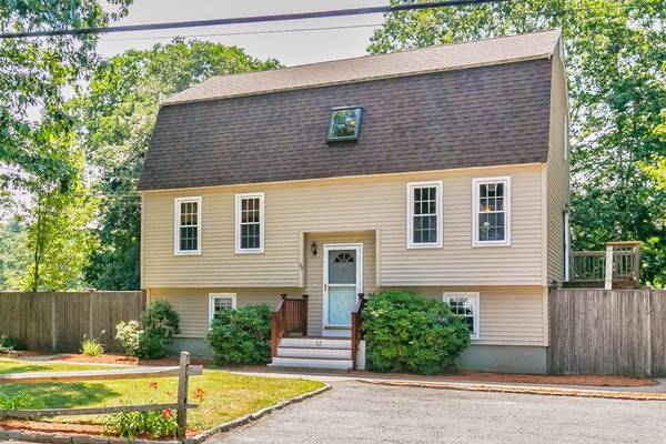 52 Mallard St, Billerica, MA 01821