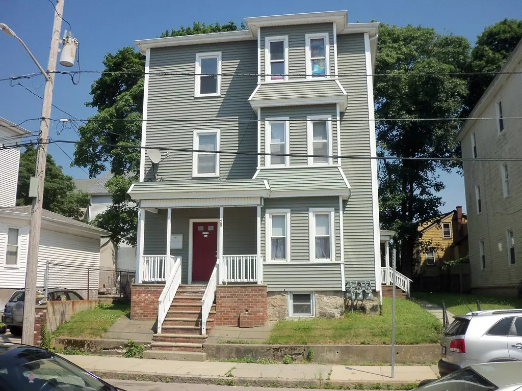 Fall River, MA 02790,28 Thomas