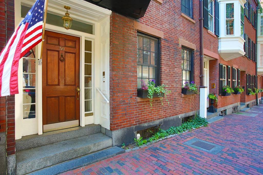 Boston, MA 02114,50 Pinckney St #2