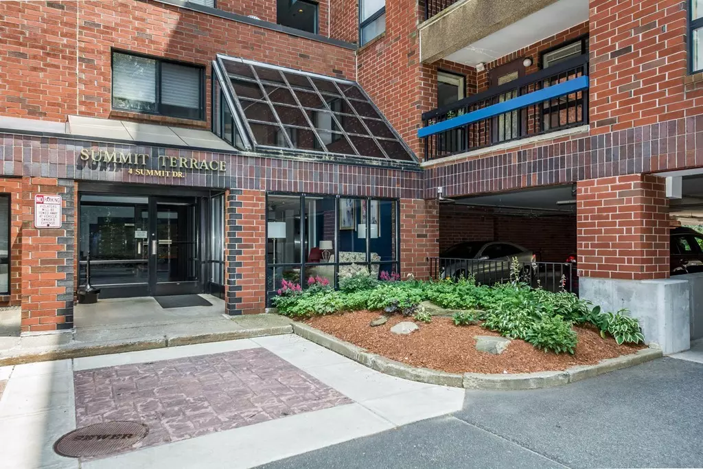 Reading, MA 01867,4 Summit Terrace #313