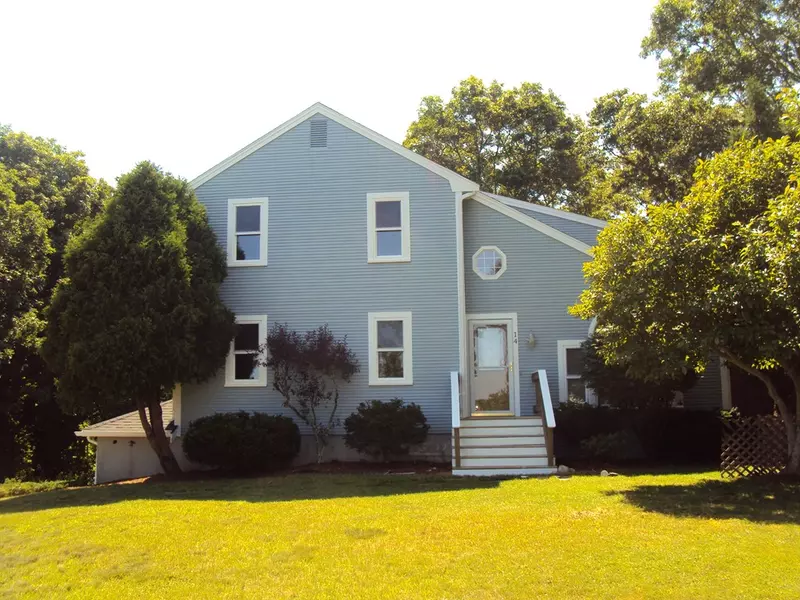 14 Westerly Drive, Bourne, MA 02553