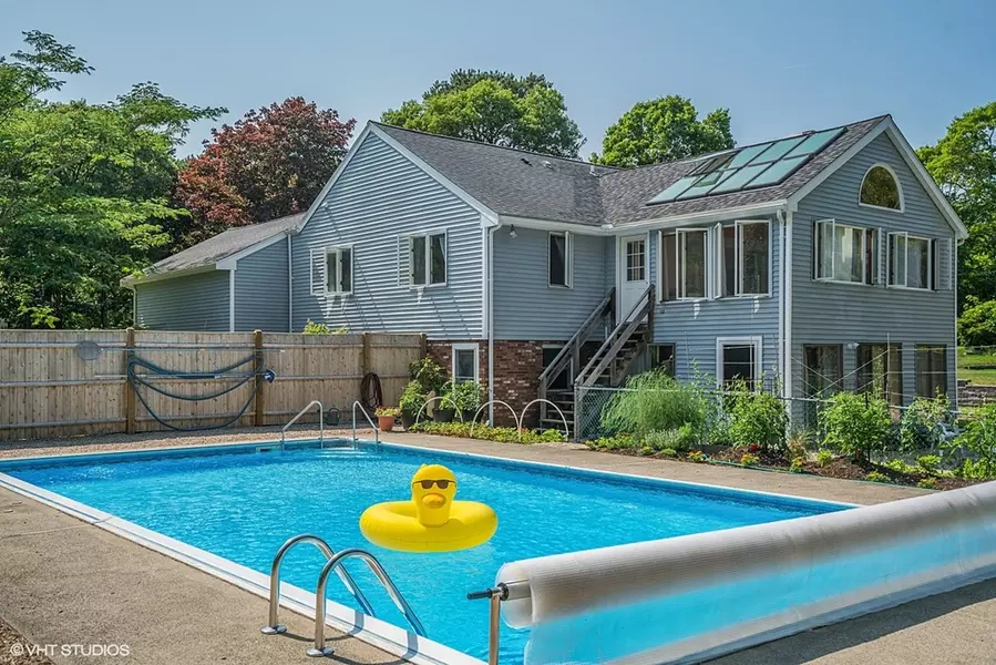 400 W Yarmouth Rd, Yarmouth, MA 02673