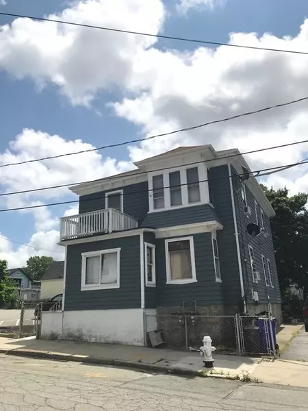 42 Claflin St, Fall River, MA 02723