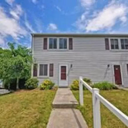 168 Hart St #26, Taunton, MA 02780