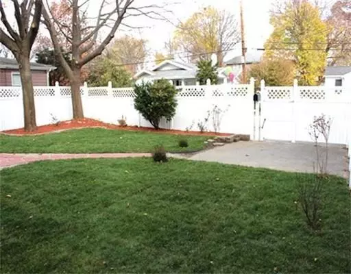 Weymouth, MA 02191,18 Weybosset St