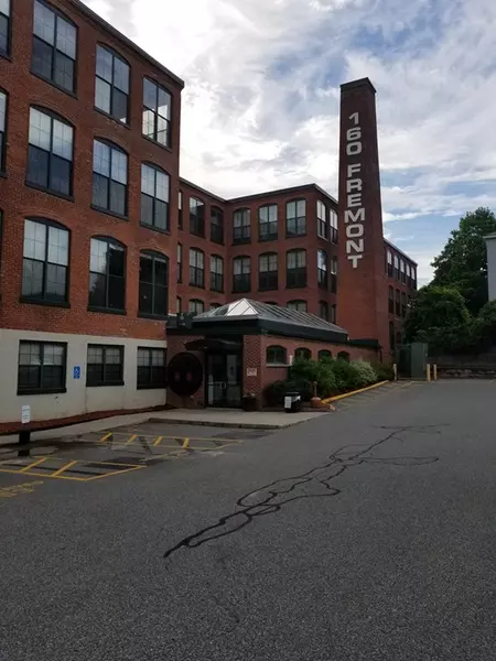 160 Fremont St #109, Worcester, MA 01603