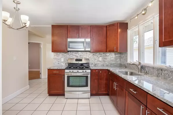 Medford, MA 02155,59 Thomas St