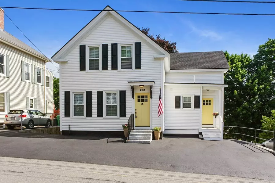 122 Beacon Street, Clinton, MA 01510