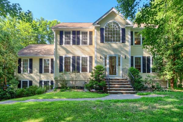 60 Grant Way, Lancaster, MA 01523