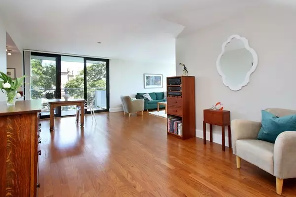 Brookline, MA 02446,70 Park #75