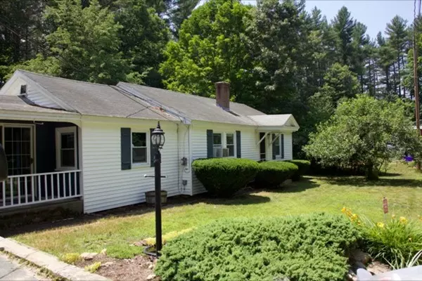 23 Elm Cir, Townsend, MA 01469