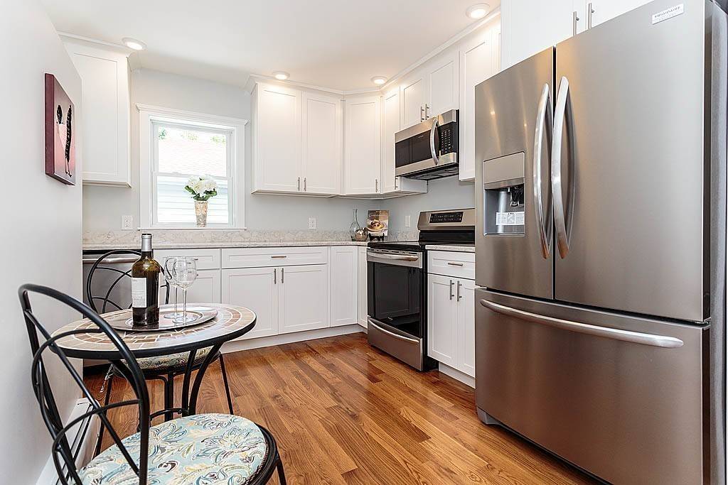 Arlington, MA 02474,13 Cottage #2F