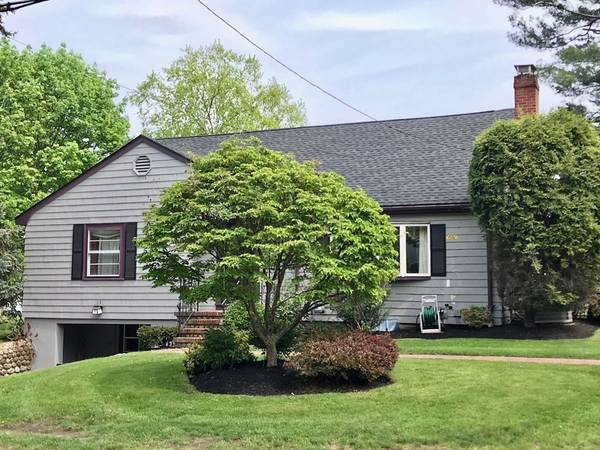 31 Smith Street, Waltham, MA 02451