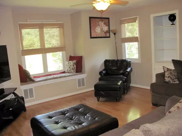 West Boylston, MA 01583,13 Heritage Lane