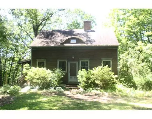 29 Taylor Hts, Montague, MA 01351