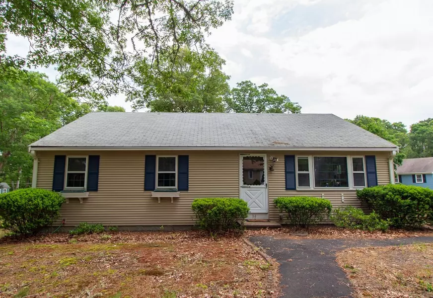 34 Degrass Rd, Mashpee, MA 02649