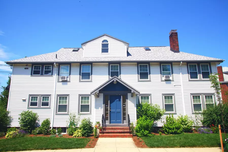 110 Slade St #110, Belmont, MA 02478