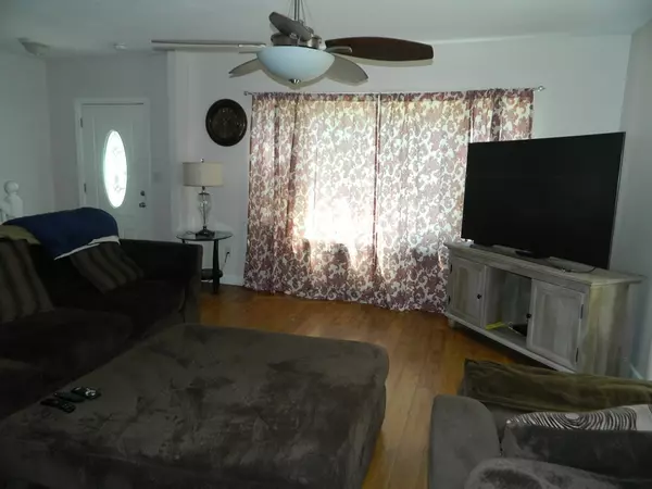 Uxbridge, MA 01569,73 S. Main St.