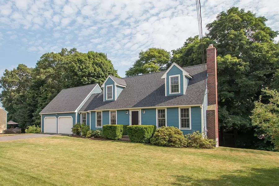 22 Pine Cone Lane, North Attleboro, MA 02760