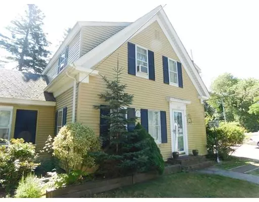 Dennis, MA 02639,152 Sea St