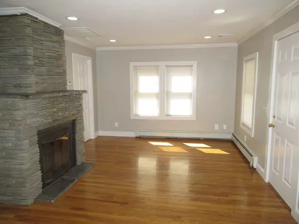 Weymouth, MA 02191,92 Bluff Rd