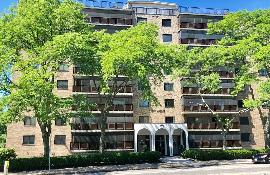 Arlington, MA 02476,990 Mass Ave #C12