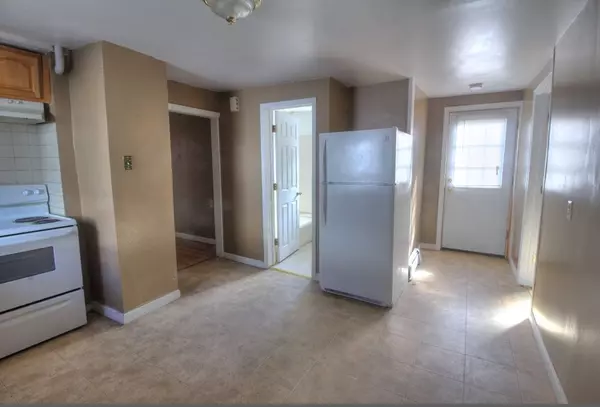 Fitchburg, MA 01420,92 Laurel Street