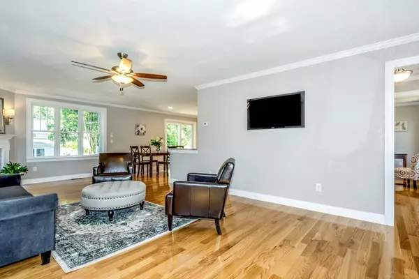 Littleton, MA 01460,3 Lincoln Dr