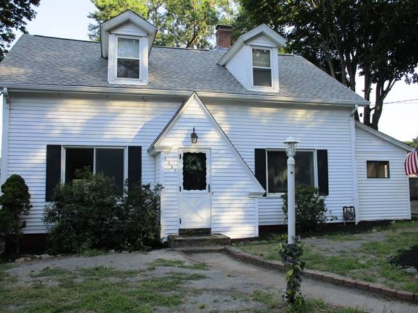 1257 Smithfield Ave, Lincoln, RI 02865