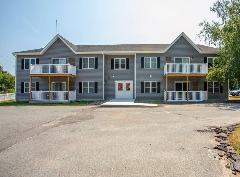 450 Somerset Ave #310, Taunton, MA 02780