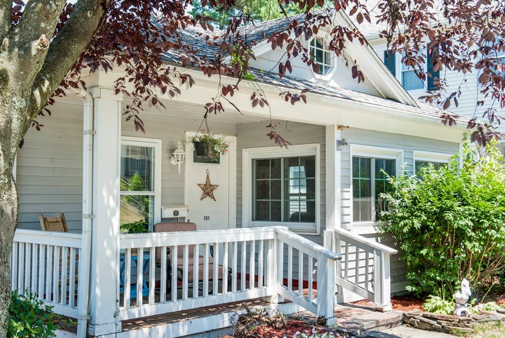 Ludlow, MA 01056,267 Howard St