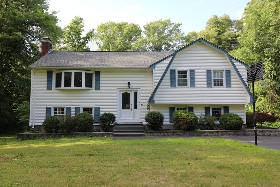 30 Bullard St, Sharon, MA 02067