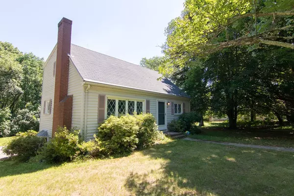 401 Oak St, Franklin, MA 02038