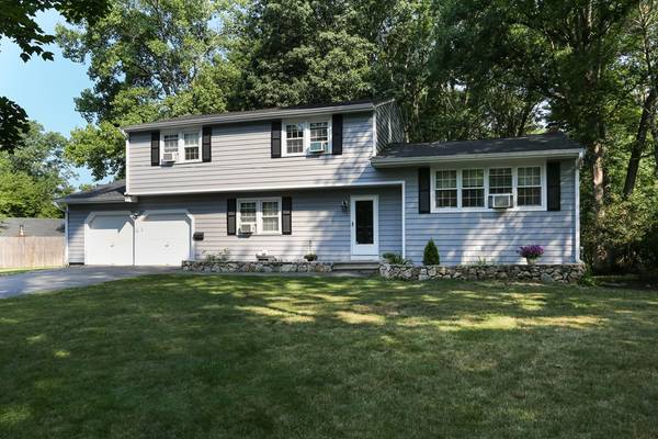 2 Woodside Rd, Framingham, MA 01701