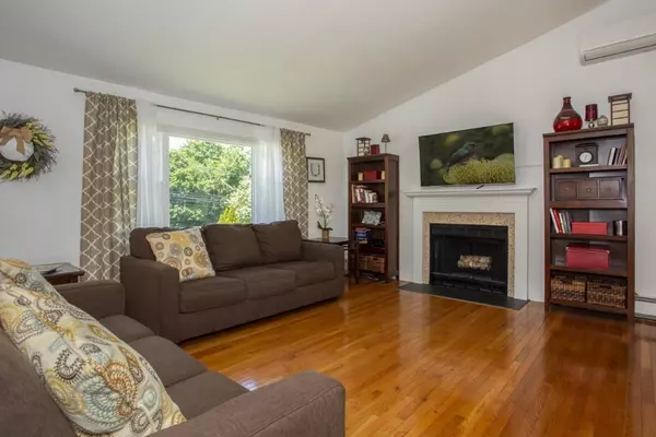 Wakefield, MA 01880,350 Water St