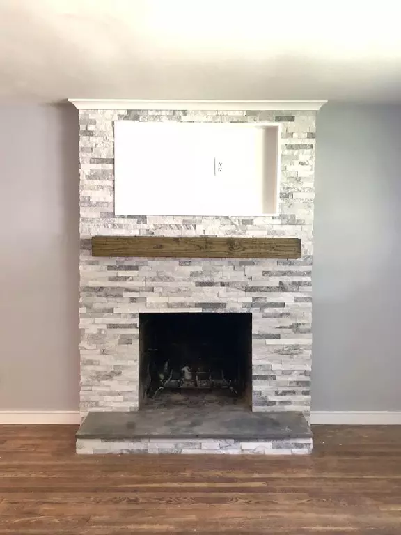 Marlborough, MA 01752,61 Clearview Dr