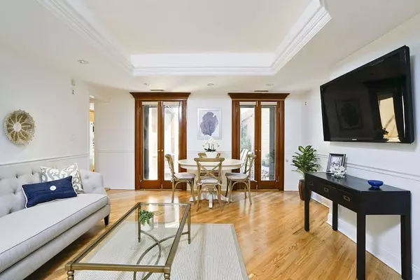 Boston, MA 02118,660 Massachusetts Ave #1