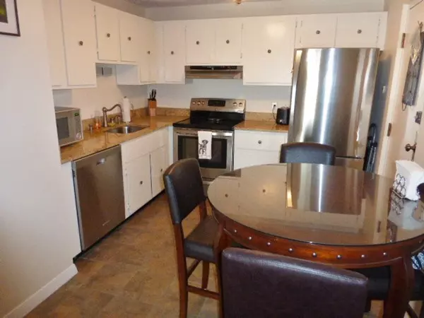 Wakefield, MA 01880,38 Bennett St #3D