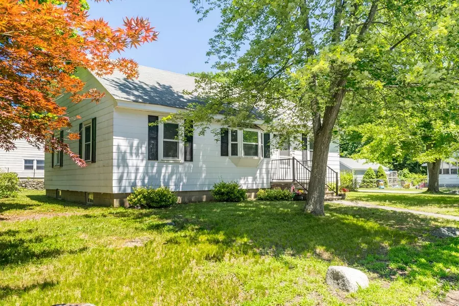 223 Bouchard Ave, Dracut, MA 01826