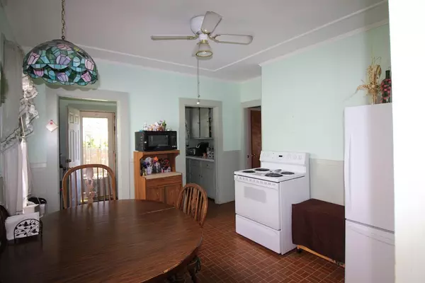 Lynn, MA 01902,41 Oneida St