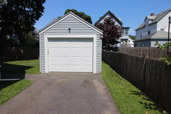 Lynn, MA 01902,41 Oneida St