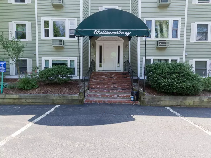 365 Washington St #11, Norwood, MA 02062