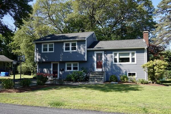 16 Fairbanks Rd, Framingham, MA 01701